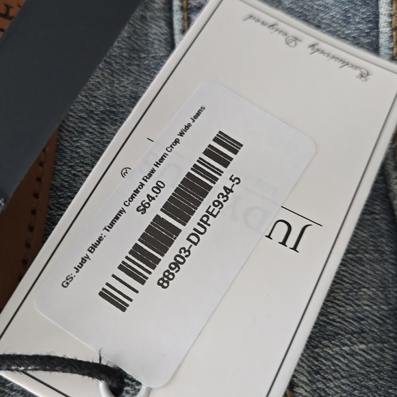 Judy Blue Light Blue Ankle & Cropped Jeans - Picture 6 of 8